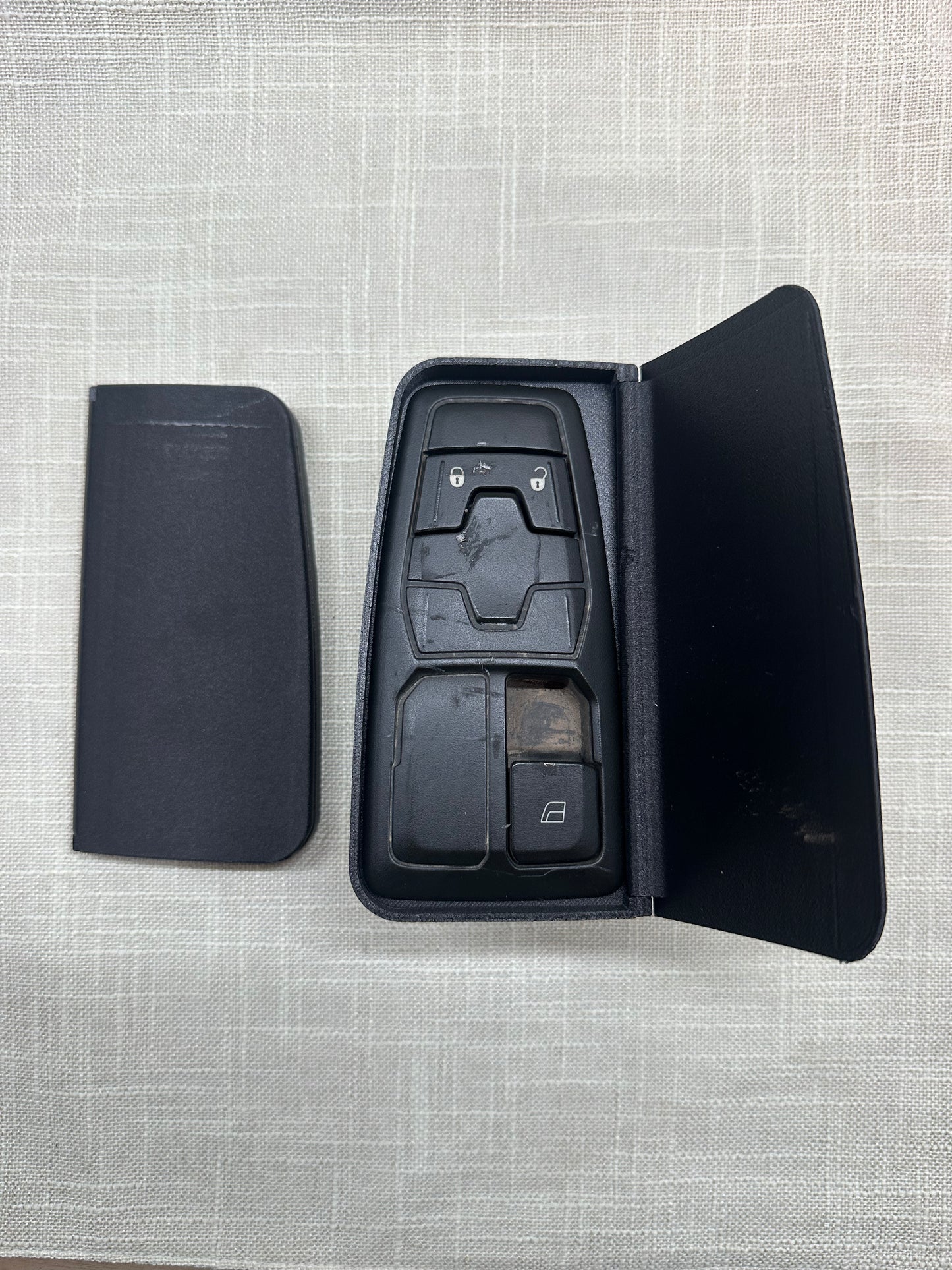 Volvo VNL Switch Mate 2018-24