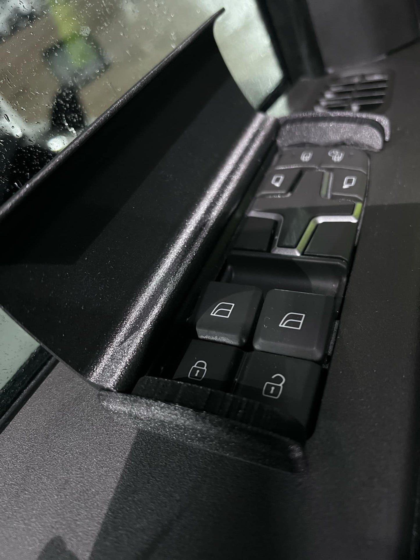 2025 Volvo VNL Full Switch Mate